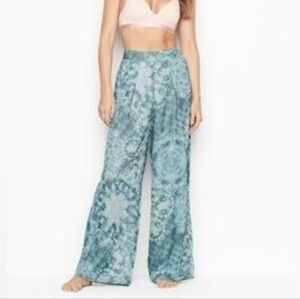 NWOT Victoria Secret Blue Floral double Layered Wide-Leg Pants Size XS